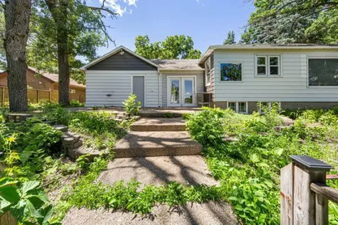 775 Shoreacres Drive Fairmont MN 56031