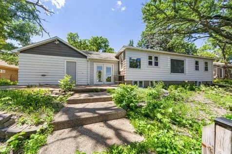 775 Shoreacres Drive Fairmont MN 56031