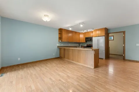 178 Minnesota Avenue Roseville MN 55113