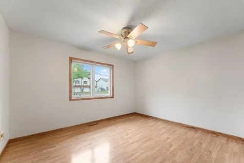 178 Minnesota Avenue Roseville MN 55113