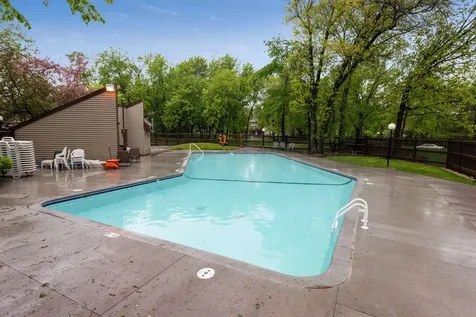47 River Woods Lane Burnsville MN 55337