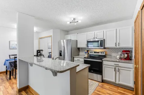 6458 158th Street W Apple Valley MN 55124