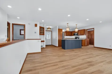 32139 Sunny Beach Road Grand Rapids MN 55744