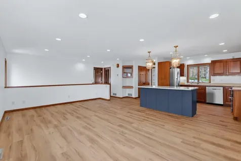 32139 Sunny Beach Road Grand Rapids MN 55744