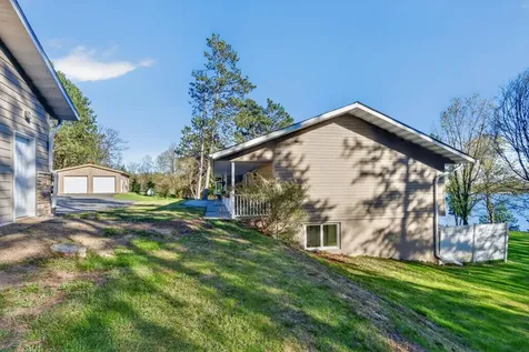 32139 Sunny Beach Road Grand Rapids MN 55744
