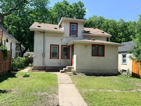 3346 Sheridan Avenue N Minneapolis MN 55412