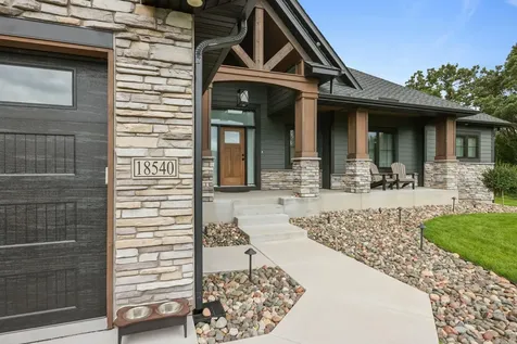 18540 Flamingo Street NW Cedar MN 55011