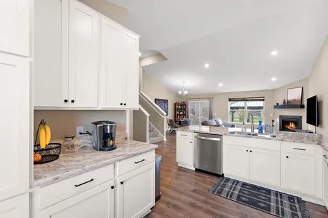 13760 Carrakay Way Rosemount MN 55068