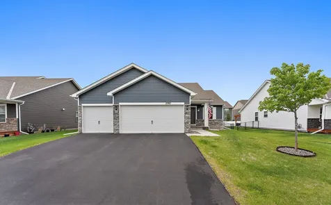 13760 Carrakay Way Rosemount MN 55068