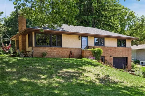 2356 Tophill Circle Roseville MN 55113