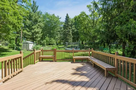 2356 Tophill Circle Roseville MN 55113