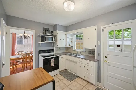 3805 Zenith Avenue N Robbinsdale MN 55422