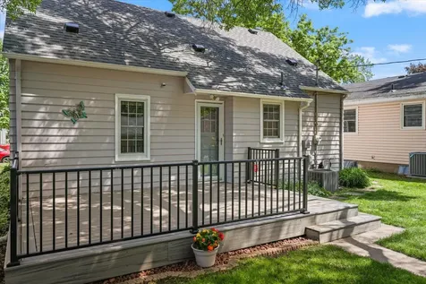 3805 Zenith Avenue N Robbinsdale MN 55422