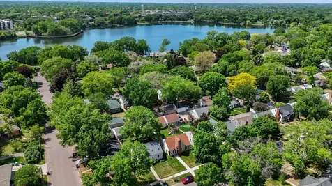 3805 Zenith Avenue N Robbinsdale MN 55422