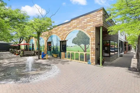 3805 Zenith Avenue N Robbinsdale MN 55422