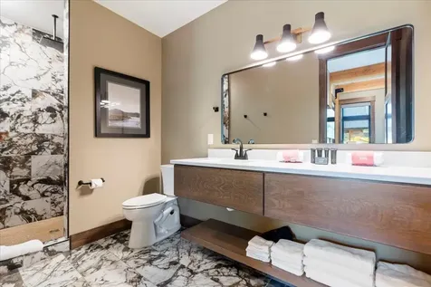 Cragun's Hillside #703 6 Bdrm Cronobles Court East Gull Lake MN 56401