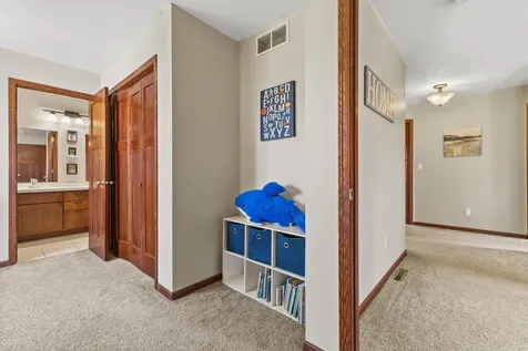1141 Jasmine Lane Jordan MN 55352