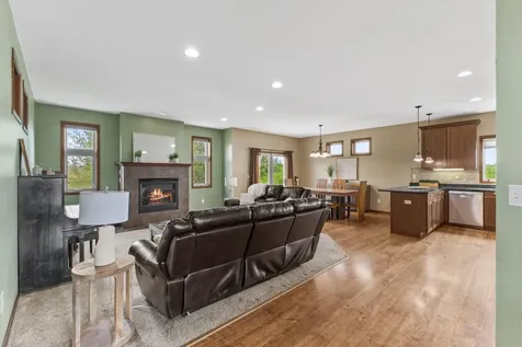 1141 Jasmine Lane Jordan MN 55352