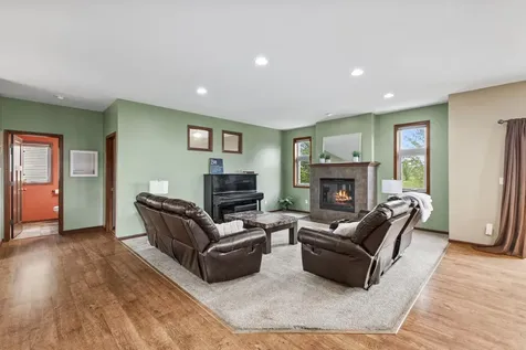 1141 Jasmine Lane Jordan MN 55352