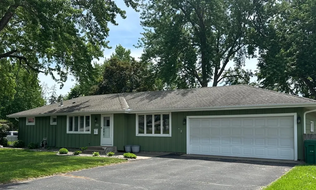121 E 94 1/2 Street Bloomington MN 55420