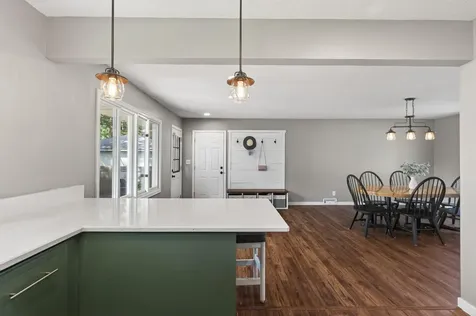 121 E 94 1/2 Street Bloomington MN 55420