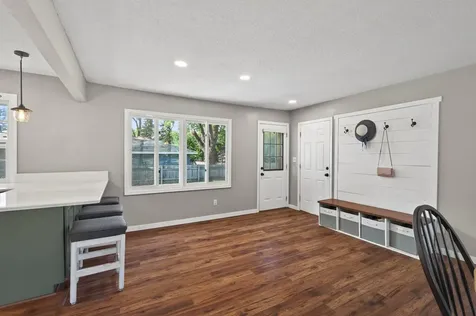 121 E 94 1/2 Street Bloomington MN 55420