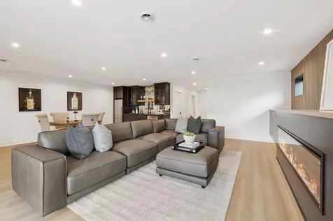 834 Cree Drive Chanhassen MN 55317