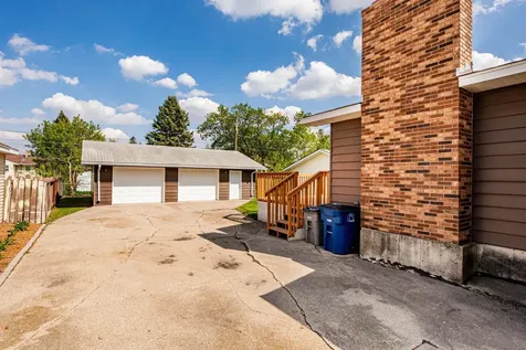 822 16th Street N Moorhead MN 56560