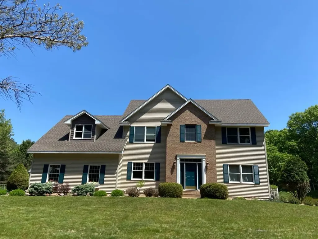 27215 140th Street NW Zimmerman MN 55398