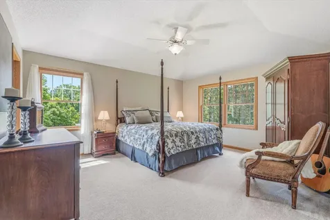 27215 140th Street NW Zimmerman MN 55398