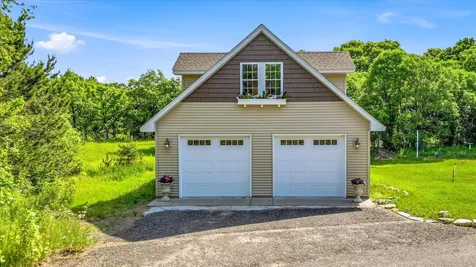 27215 140th Street NW Zimmerman MN 55398