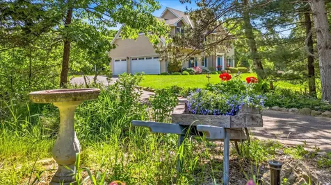 27215 140th Street NW Zimmerman MN 55398