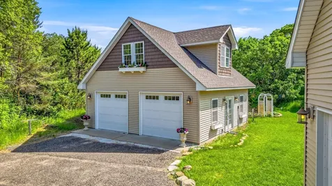 27215 140th Street NW Zimmerman MN 55398