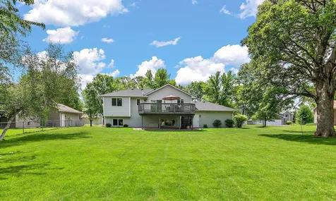 8848 Farmstead Avenue Monticello MN 55362
