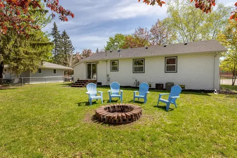 1203 10th Avenue NE Brainerd MN 56401