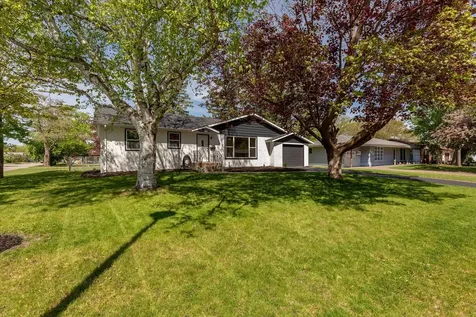 1203 10th Avenue NE Brainerd MN 56401