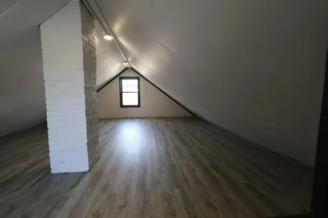 10 E 4th Street Morris MN 56267