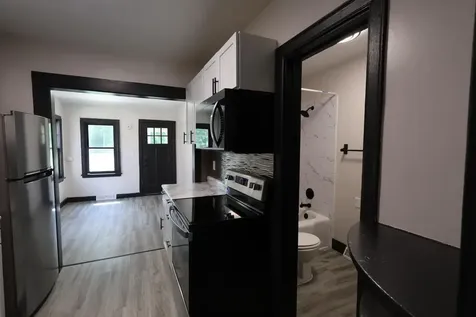 10 E 4th Street Morris MN 56267