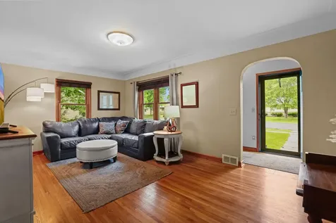 4366 Vera Cruz Avenue N Robbinsdale MN 55422