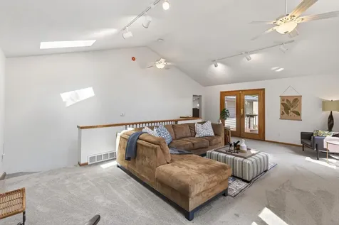 305 Trilane Circle Norwood Young America MN 55397
