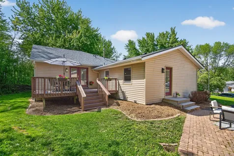305 Trilane Circle Norwood Young America MN 55397
