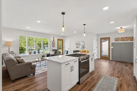 305 Trilane Circle Norwood Young America MN 55397