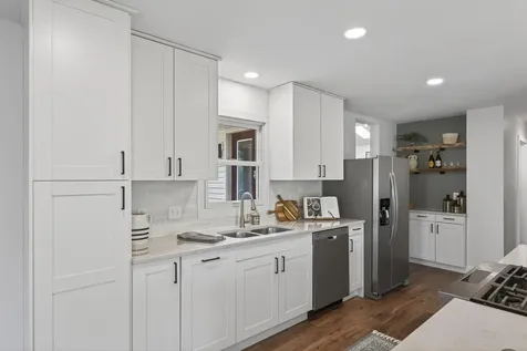 305 Trilane Circle Norwood Young America MN 55397