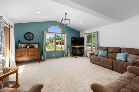 1955 Dorathea Boulevard Worthington MN 56187