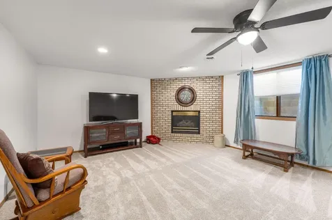 1955 Dorathea Boulevard Worthington MN 56187