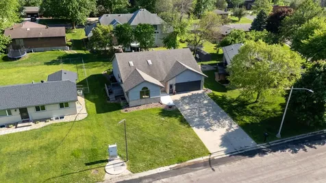 1955 Dorathea Boulevard Worthington MN 56187