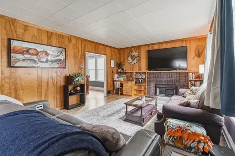 1033 12th Street N Fargo ND 58102