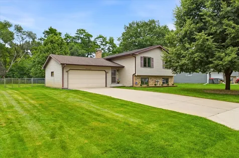 13445 Gladiola Street NW Andover MN 55304