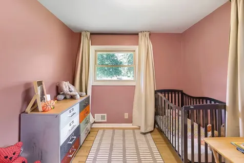 3718 Commodore Drive Brooklyn Center MN 55429