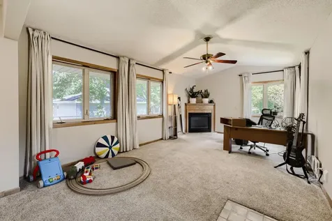 3718 Commodore Drive Brooklyn Center MN 55429
